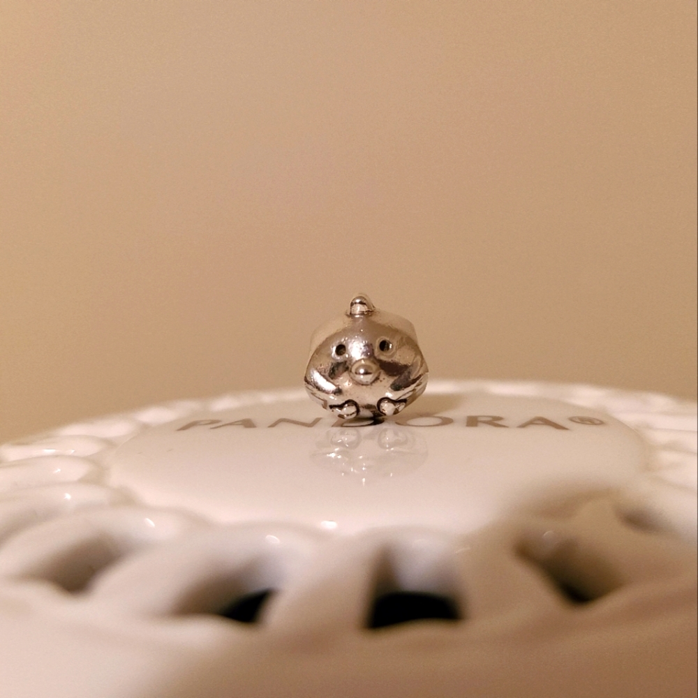 Pandora chick charm